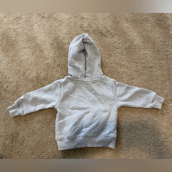 New balance 3 piece sweat set. 12month. EUC - Picture 3 of 4